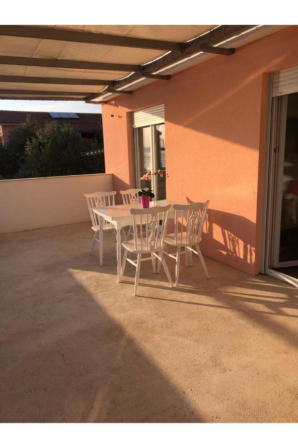 Beach Front Paradise Apartment Sukošan 外观 照片