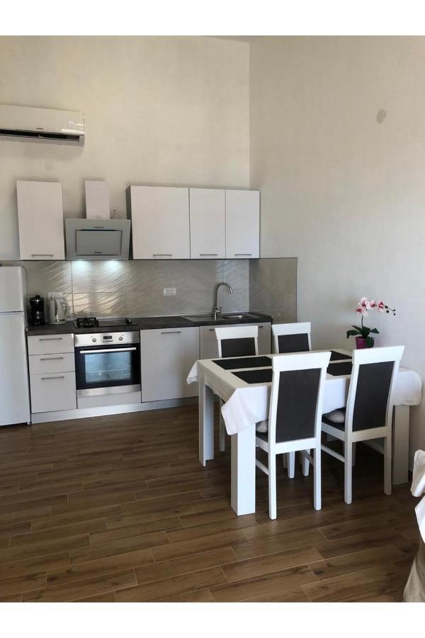 Beach Front Paradise Apartment Sukošan 外观 照片